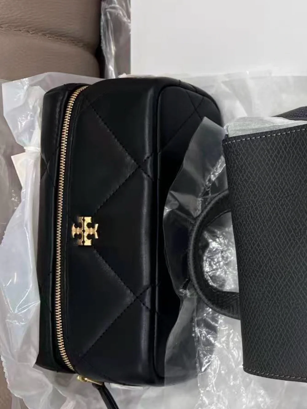 Tory Burch height 4cm